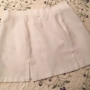 White tennis skirt! 🎾 size 14 a-line